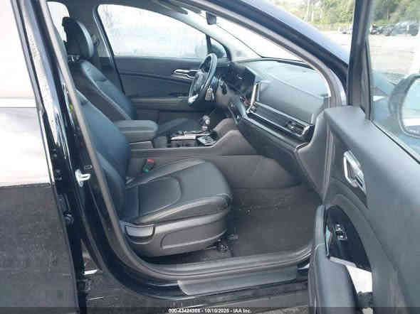 #اعلان_مزاد 📢#مشمول_حسب_كتاب_الشهداء
السعر 💲9800 &95 ورقه 
تاريخ المزاد يوم 2025/11/24
نوع السيارة :KIA SPORTAGE EX
عداد المسافة:19778mi
الضرر كما موضح بالصور
📍 العنوان :الفلوجه شارع الجيش الشعبي مقابل مطعم أيوب المحمدي ومجاور شركة الوسيط 
📞 : 
📞 : ***********
...... بُراق علي فيصل المحمدي 

#مزاد_الامين_للسيارات_الامريكية_
#سيارات
