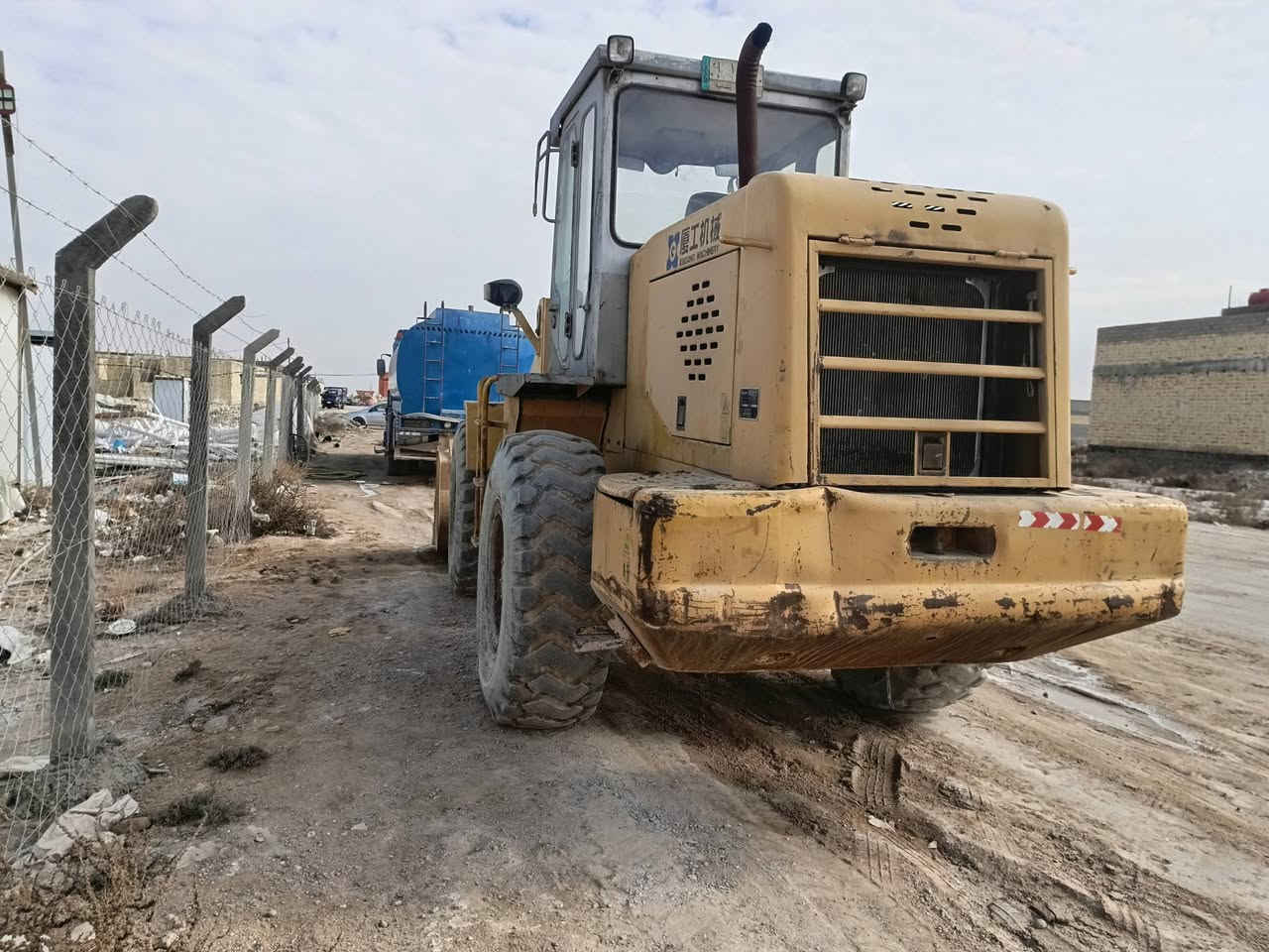 شفل صيني للبيع مكان سماوه باقي التفاصيل اتصال ‏‪***********‬‏
