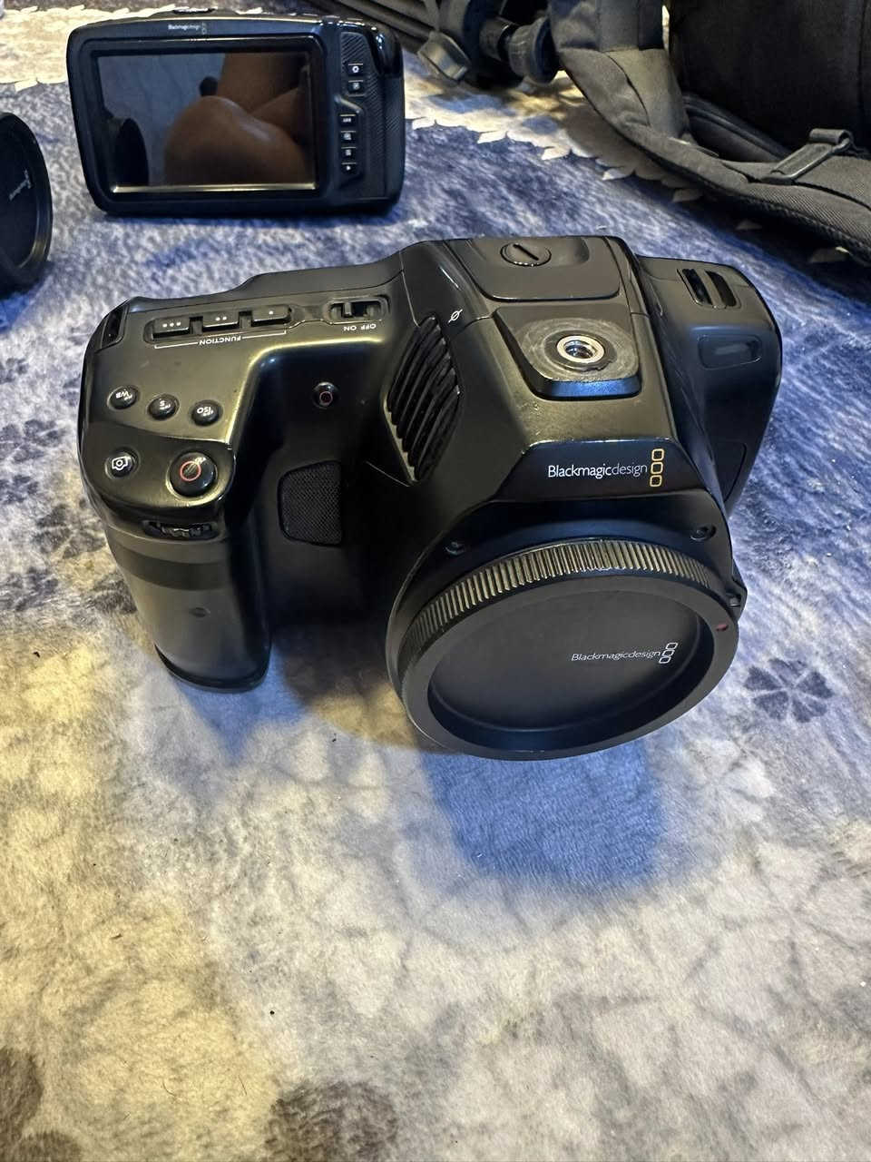 بلاك ماجك عدد(٣)للبيع
6k pro 
6k
4k
مع كل وحده بور تشغيل 
الكامرات نضيفات 
الاستفسار خاص او***********
