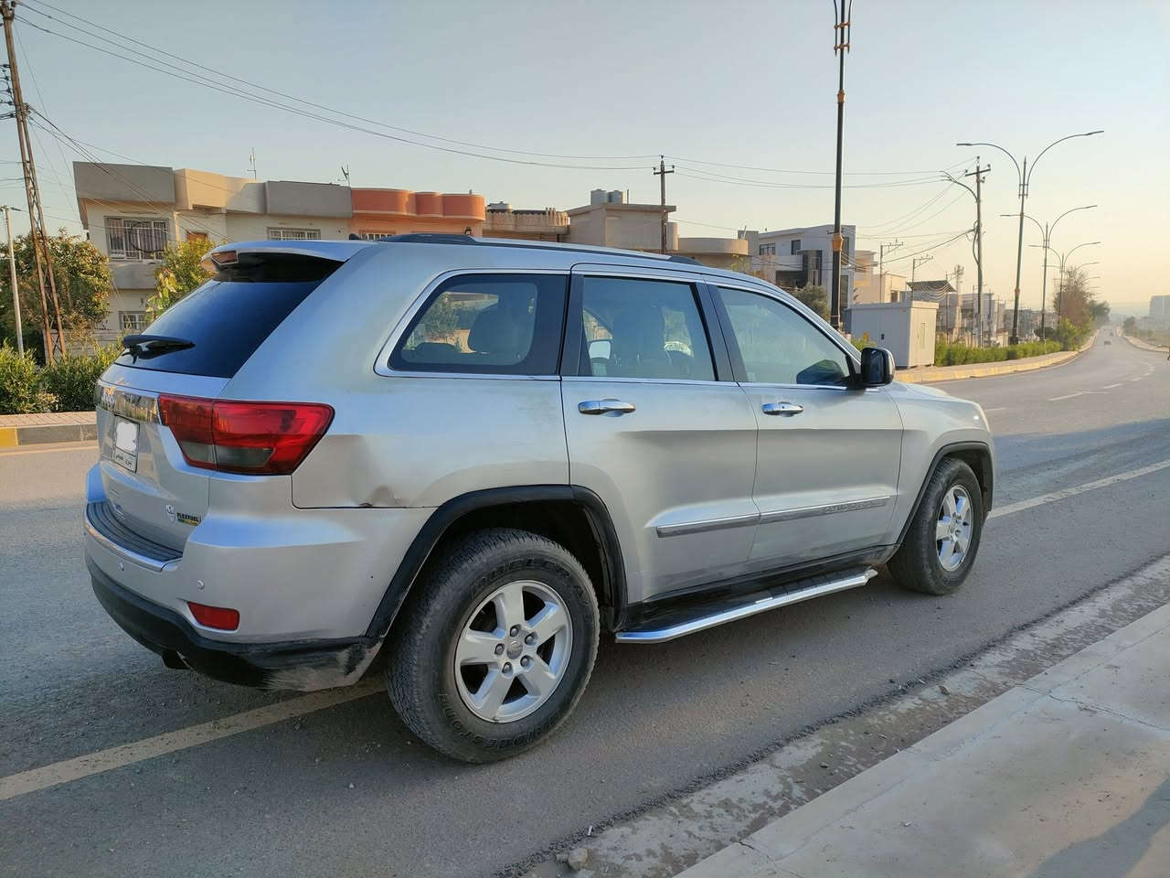 السلام عليكم و رحمه الله و بركاته

جيب شيروكي موديل 2011 فول عدا الفتحه مالسقف

6 سلندر حجم المحرك 3600 
+ بيها كوبون بانزين و السيارة باسمي رقمها نينوى  

السيارة مصبوغه قطع بس ابيعها حزام بدون دواخل
 
سعرها 145$

مكاني موصل حي الحدباء

للتواصل 👇
***********

***********
