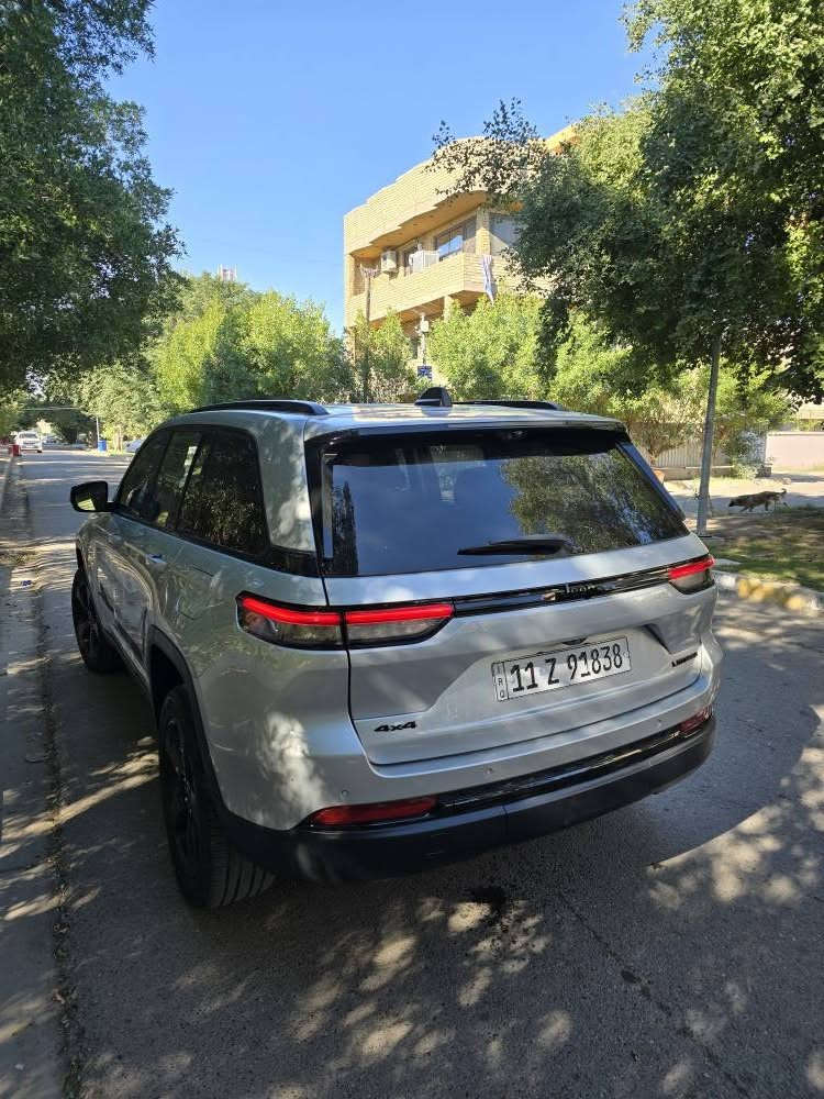 جيب 2023  لمتدد بلاص
خمسه راكب 4x4 
مواصفات 
كامرات 360
حساسات 360
كشنات جلد تدفئه تبريد 
خزن مقعد سائق
بردات باب خلفي
سستم 10 سماعات البين
صندوق جك
 تحديد مسار
رادار تفاعلي
توقف ذاتي طوارى
شحن وايرلس
بصمات ثنين جايه وياه
مساحات اماميه  auto rain sensor
لايت عالي تلقائي
ضربتها كلش خفيفه جاملغ يمين مصبوغ نفسه
ارباك راجع ستيرن و داشبورد اصليات
ماشي 24الف مايل
سعر 310$ بغداد, العراق


**إذا كنت صاحب هذا الإعلان وتريد حذفه لأي سبب، رجاءا أرسل رسالة إلى الدعم الفني**