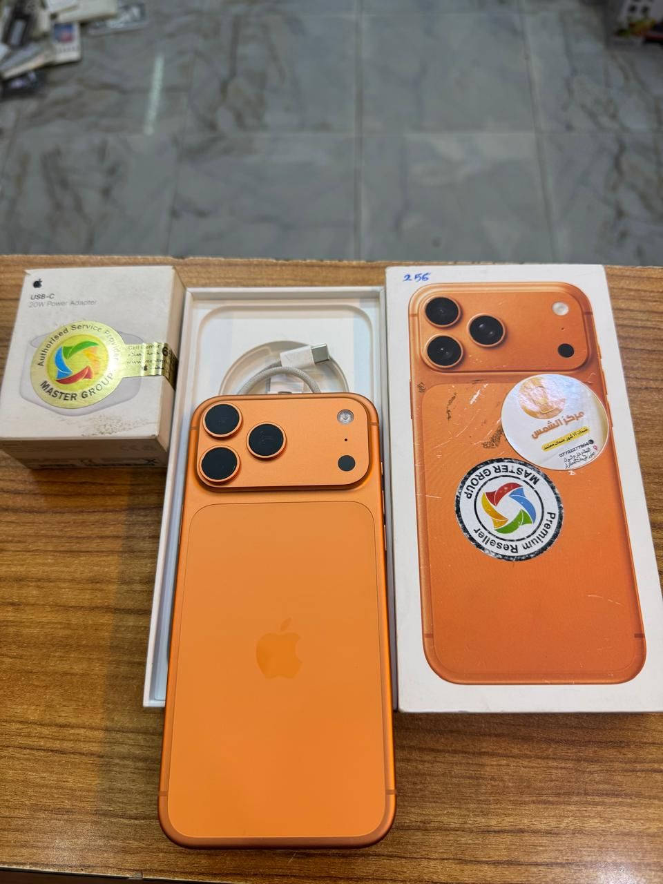 17 برو ماكس 256 ذاكرة
ابو الشريحة
بطارية 100‎%
نضافة 100‎%‎
شرق اوسط ابو الشريحة
ضمان ماستر 
اول ما نزل اشتريتة
كامل ملحقات الاصلية 
شركة ماستر 
بيه ضمان سنتين
استخدام قليل 
السعر مناسب 
***********
العنوان القطاع شارع السوك مجاور عوينات الكرار 
مركز الشمس
