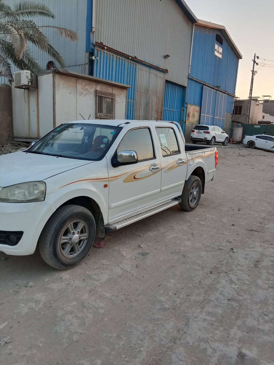 بيكب كريت ويل رقم بابل موديل ٢٠١٥ سنويه ل٢٨ مكفوله كفاله كير ومحرك وتبريد وحداديه مكفولات تخم تايرات موجوده بالحله حي نادر سعر ٧٢وبيه مجال ***********
