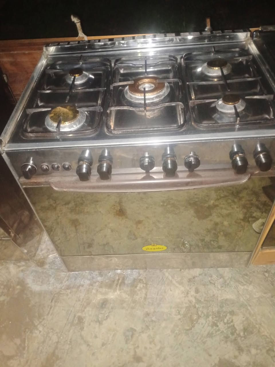 سلام عليكم
للبيع طباخ كريازي مصري  شغال على فصح

للتواصل فقط على رقم الهاتف

***********
