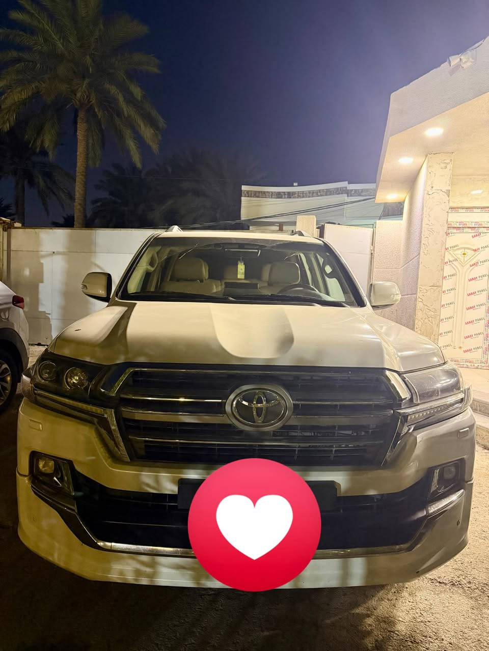 السلام عليكم 
لاندكروز ٢٠١٩ ساز 
كفاله عامه عدا بارد بالباب الخلفي مال الصدر 
ماشية ١٦٧ الف 
فوووووول مواصفات 
شاشات بالكراسي 
تشغيل عن بعد 
فتحة 
٦ سلندر 
السعر ٥٦$ وبيه مجال 
***********
