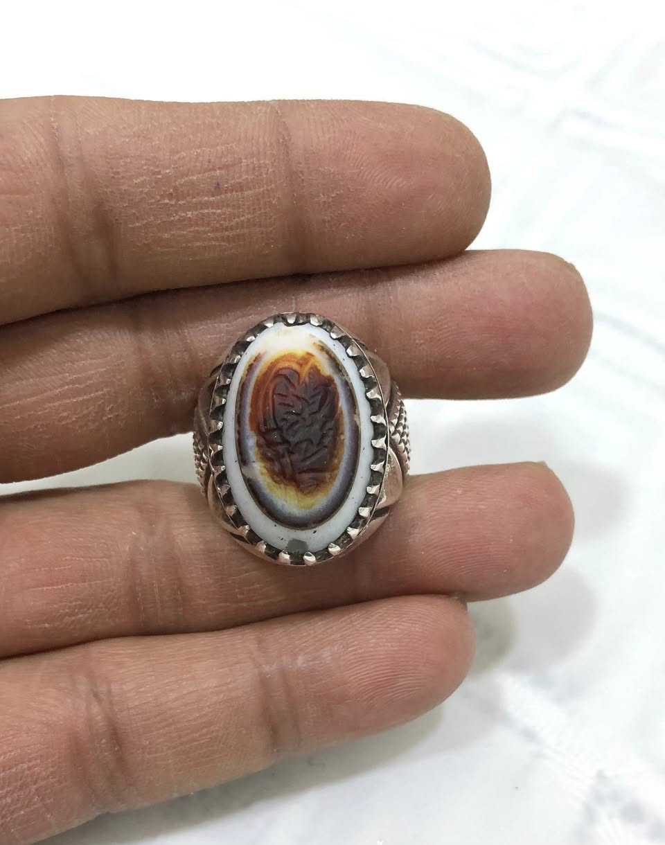 يا الله خاتم بحجر جزع بقري قديم مشكول  بصياغة يدوية ثكيلة ابو مشتاق قياس 25 للبيع فقط يوجد توصيل


**إذا كنت صاحب هذا الإعلان وتريد حذفه لأي سبب، رجاءا أرسل رسالة إلى الدعم الفني**