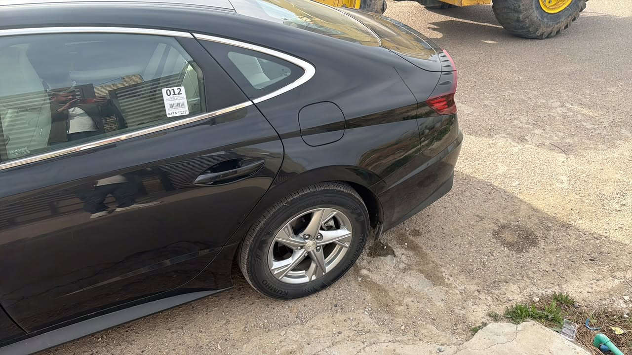 سلام عليكم سوناته رقم اربيل  موديل ٢٣ ب اسمي هزه جديده السياره مواصفات عاديه مكان بغداد المدائن السعر ١٤٥ وبيهه مجال حك الجيه حادث جاملغ السايق فقط بدون دواخل رقم تلفون ***********
