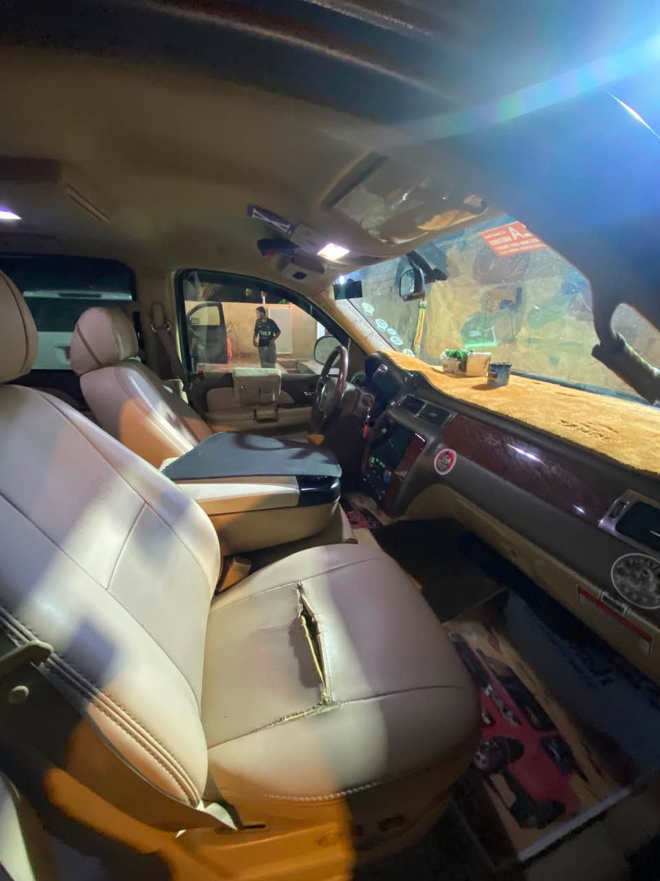 GMC
للبيع خصوصي مكفوله من الضربه فقط صبغ حزام 
تخم تاير مكينه وكير بل ضمان جدد حداده جديده اكسل جديد  تبريد كمبريسر بي ضعف رقم إنكليزي تحويل ثاني يوم كهربائيات جاهزه كله ولا كلوب بل دشبول مشتغل سياره مال شغل تخم تاير جديد دواخل اخوان ماتشتري لأتعبني فدوه 

رحتلك ***********
سعر 165قفل بدون عمله
