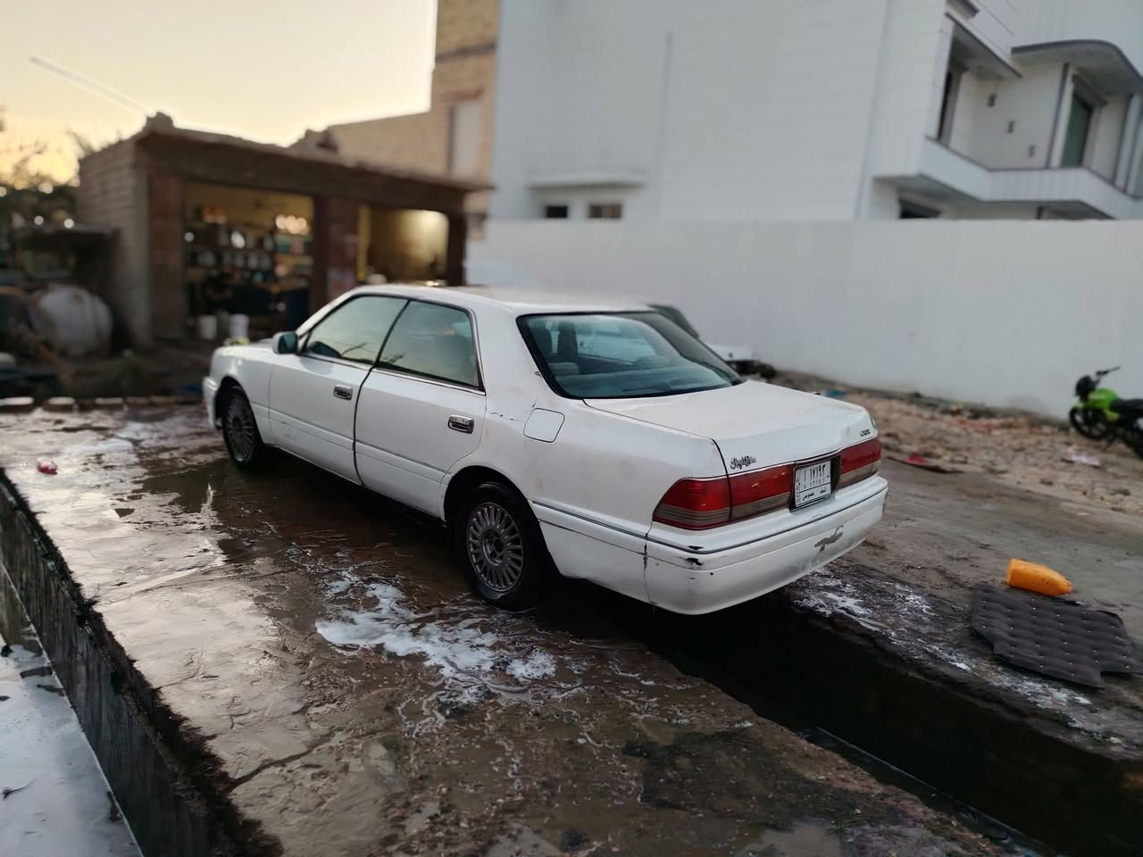 راس ثور فلات كصه جنطه مكينه وكير ففيتي جدد حداده جديده مكانه ذي قار سعره 25 وبيه مجال ***********
