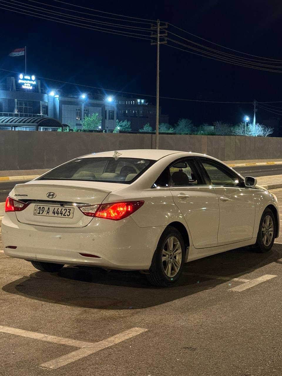 سوناته موديل 13 أمريكي حادثه خشم البنيد وخشم الجاملغ الأيسر وراجعات بارد ضربته حلوه علمن السياره مبيه قطرت صبغ مواصفاتها تحكم ستيرن مانع انزلاق نضام ايكو وكرسي سائق كهربائي وتدفه كشنات سعره 112 وبيها مجال بسيط كلش رقم ***********لساره بسمي وكاله تريد مداور
