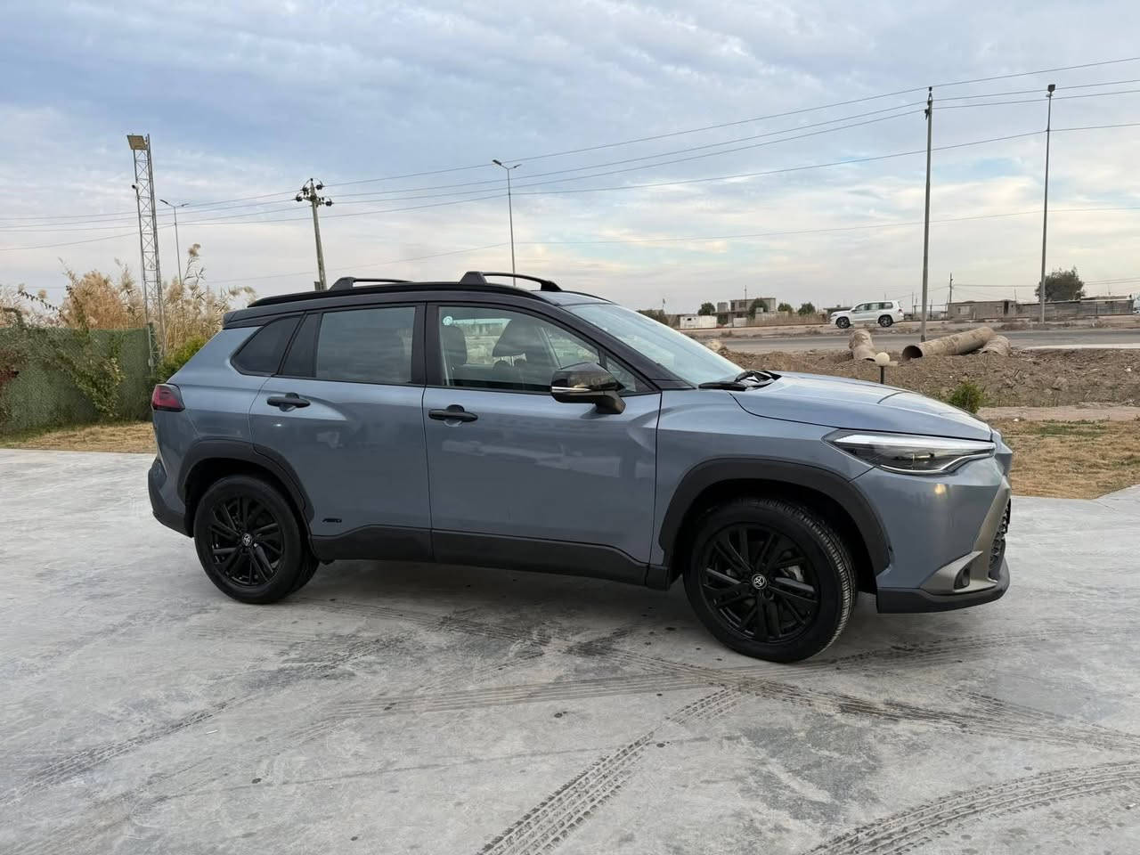 السلام عليكم
كورلا كروس أمريكي Se 2024 هايبرد 
ماشية15000
مواصفات seمابيها اي نقص
قيادة ذاتيه 
فتحة
بصمة فتحه 
تو كلار 
رادارات
حساسات
 قيادة ذاتيه 
السيارة بيها 3 قطع صبغ
رقم بغداد 
السعر 149  قفل
***********
