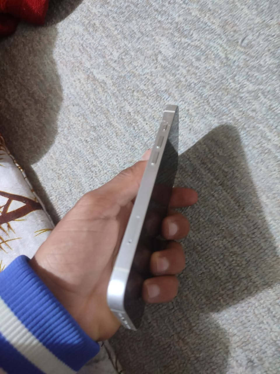 13عادي
فقط مبدل ضهر ونقطه بشاشه


**إذا كنت صاحب هذا الإعلان وتريد حذفه لأي سبب، رجاءا أرسل رسالة إلى الدعم الفني**