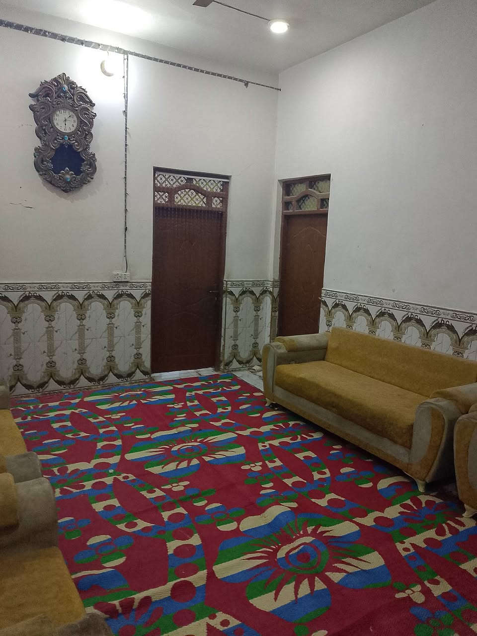 البيت للبيع طابو صرف 210 متر حي العسكري الثاني مقابل فاضل الحداد بناء 2020 بناء طابوك عكاده سعر على الاتصال ***********
