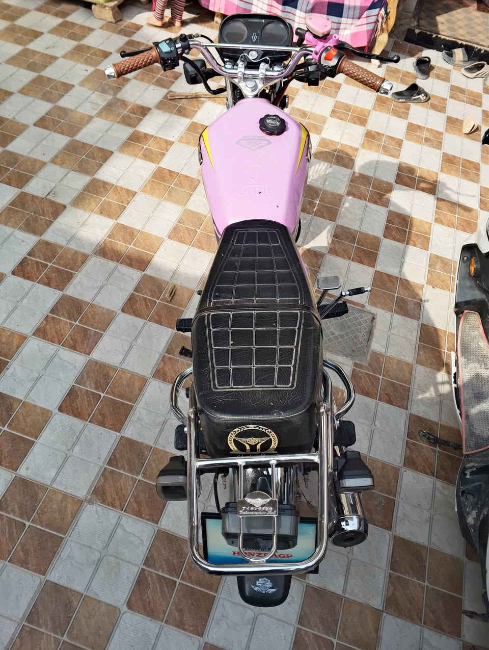 السلام عليكم تايكر للبيع موديل 25 مكينه وأوراق مكفولات أوراق سكنر بس عوزه شويه ترتيب السعر 650قفل من الاخير شراي خابرني مكاني بل حمزه الغربي *********** حجز ماكو
