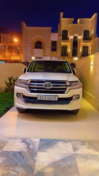 لاندكروز 19  سازززز اصلي  معروفا مواصفات الساز  ماشيا 86   كيلو اصل  س...