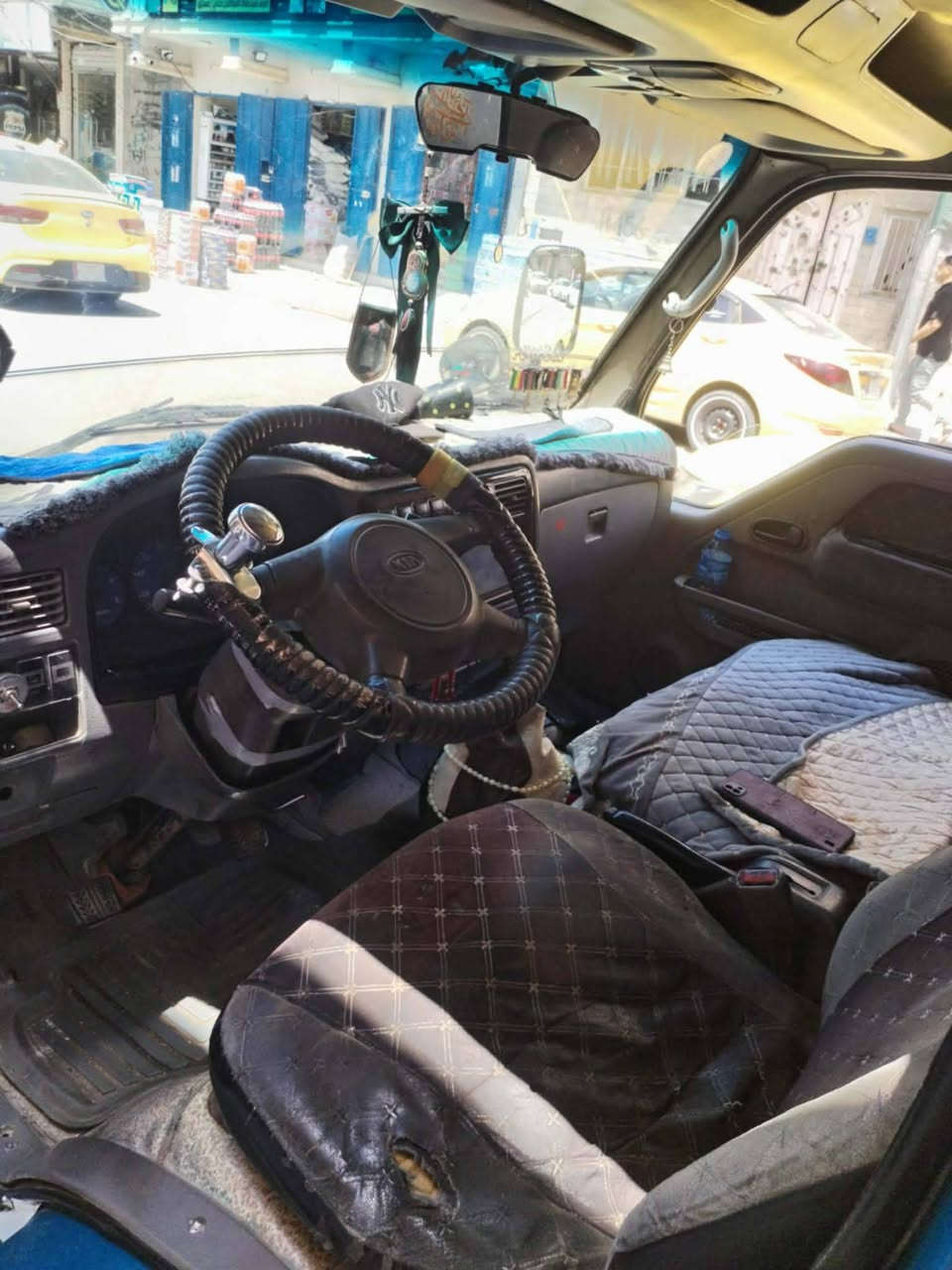 السلام عليكم ورحمه الله وبركاته
كيه حمل بزون  موديل 2000شرط مكفول محرك شاصي كيرشرط تحويل رقم بغداد للاستفسار  على هذا الرقم ***********
