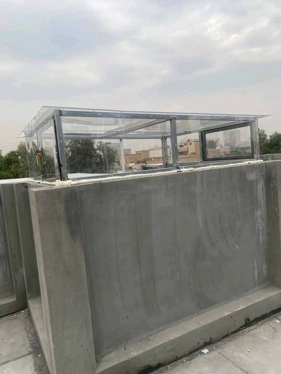 حداد متنقل
اسعار مناسبه لعمل الكرفانات
والسقايف بانواعها
عملنه يشمل الابواب الشبابيك 
اسعار تنافسيه سعر غير الي بالسوك  
ان شاء الله تعجبكم  *********** كافت مناطق بغداد👈👈👈 تصليح نجيك لبيت
