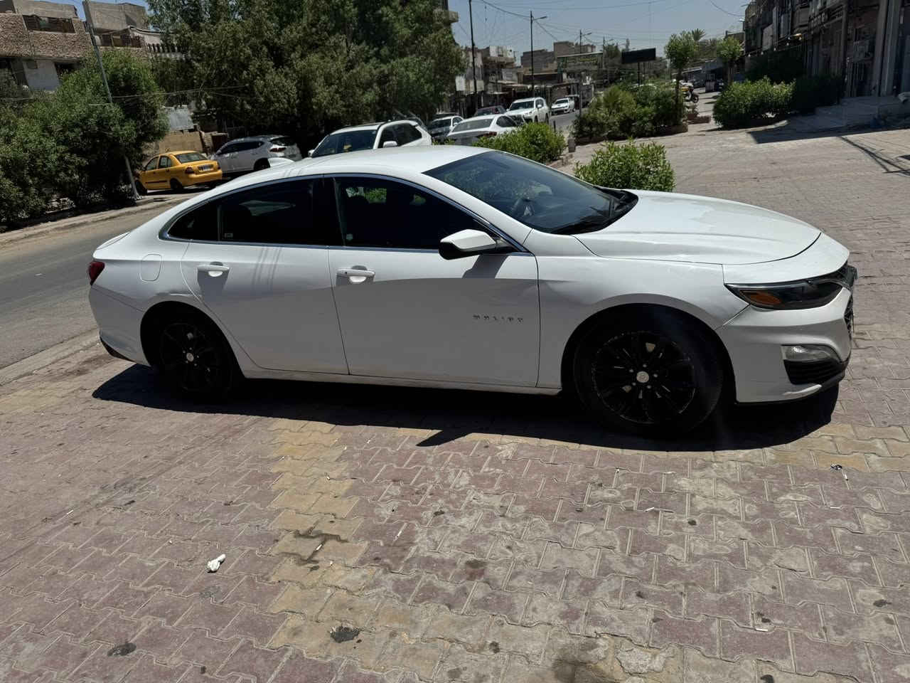 سلام عليكم ماليبو للبيعLt 
موديل2020
حادثه جاملغ جهت السايق 
وبيه صبغ ربع جامغ الخلفي 
مكان سياره بغداد حي جوادين 
السعر 98 وبيه مجال
للتواصل ***********
ممتواجد عل فيس

