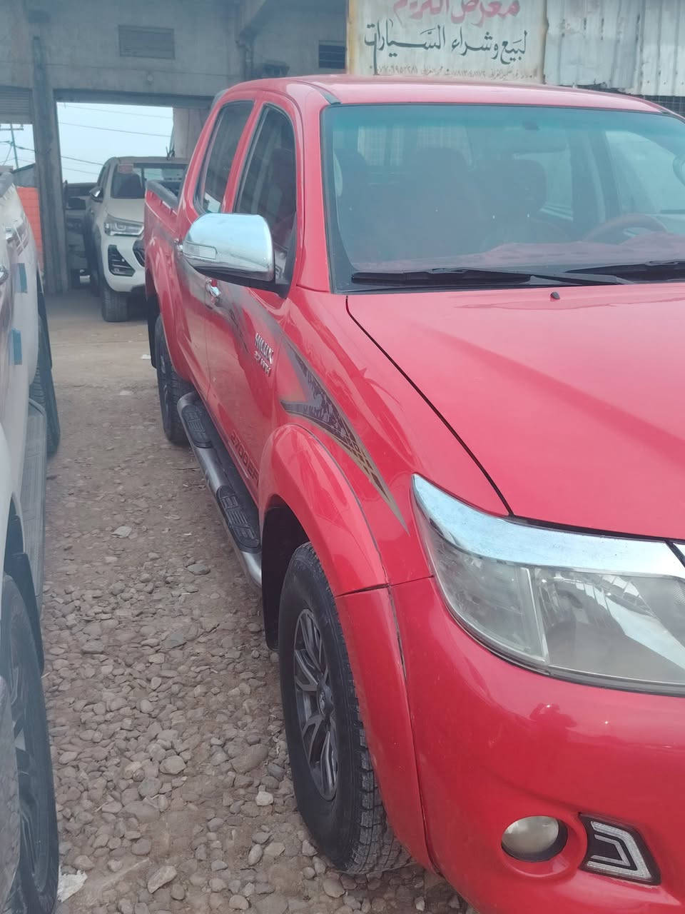 سلام عليكم فلاونزه للبيع موديل ٢٠١٤ مكفول كفالة عامه رقم سليمانيه مكان واسط قظاء الصويره للاستفسار الاتصال على الرقم تالي *********** و ***********
