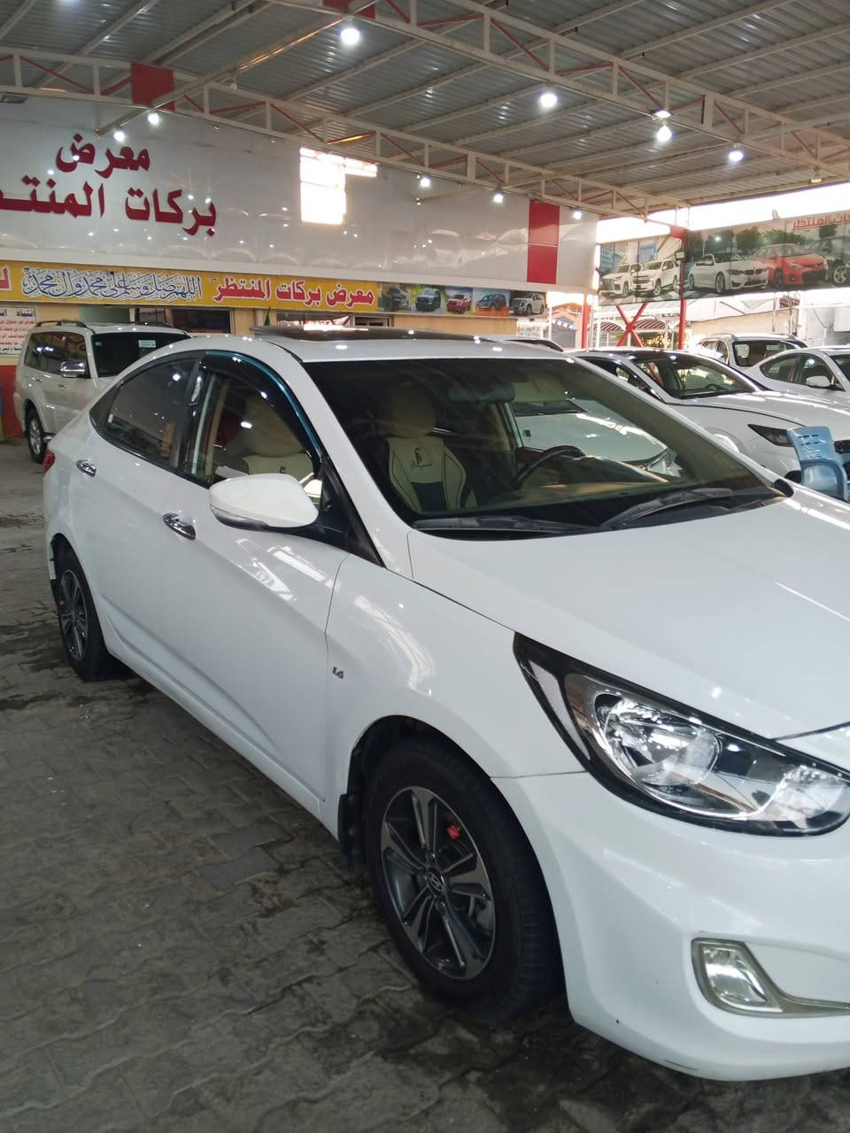 اكسنت 2013
السلام عليكم اكسنت 2013 للبيع 
بيها الجاملغ الامامي وبنيد بدون دواخل 
نضيفة وجاهزة من كلشي 
محرك 1.6       فتحة  تحكمات ستيرن 
العنوان/النجف الاشرف 
للاتصال/***********
