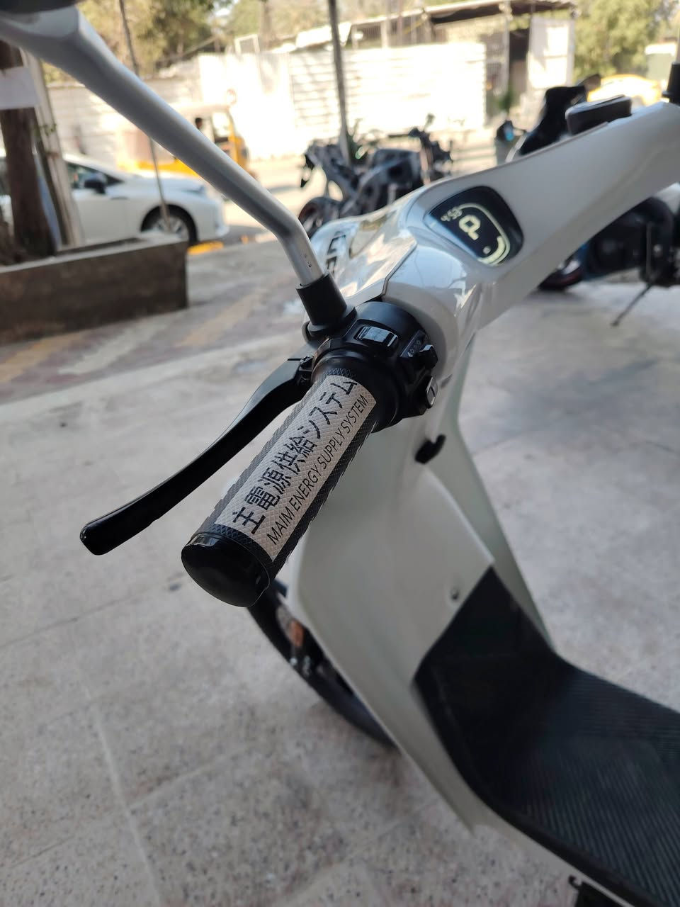 السلام عليكم حبايبي رمضان كريم د دراجه شحن ايثيوم بطاريه ليثيوم دراجه خير  ***********
