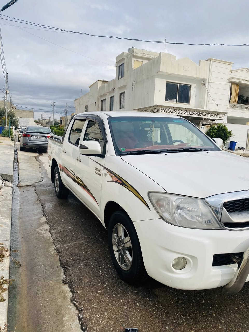 السلام عليكم بيكم 2009 شاصي 19
ماشي 240 الف ابلادي 

محرك مامفتوح شرط 

طخم تايرات اصلي ياباني 

بدون صبغ العنوان صلاح الدين الشركاط 

السعر167 وبي مجال  

***********
