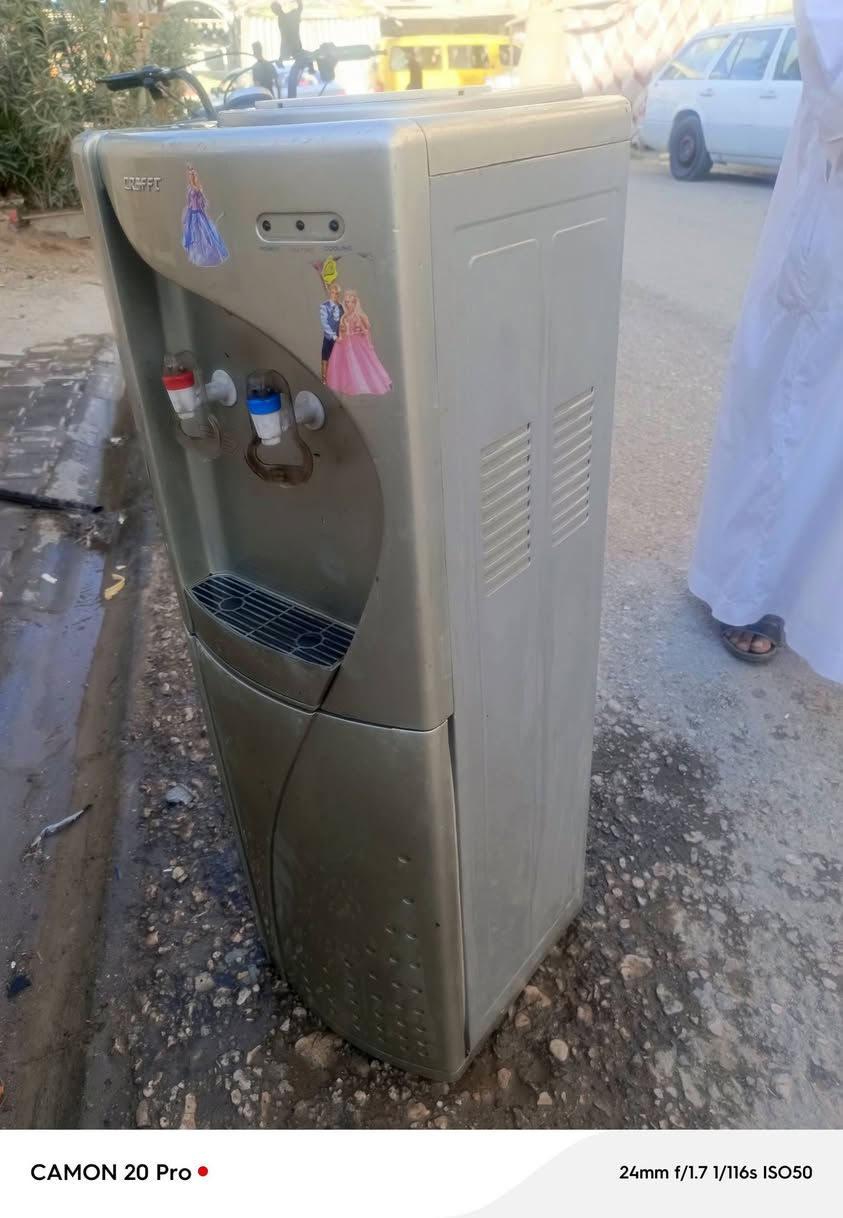 براد 
شرط الفحص والنضافه والضمان قفل 60 الف 
حي ميسان 
***********
