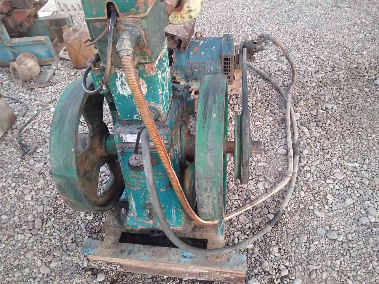 مولد لستر 8 حصان 7 كيفي 30.امبير سعر 800 الف دياله ***********
