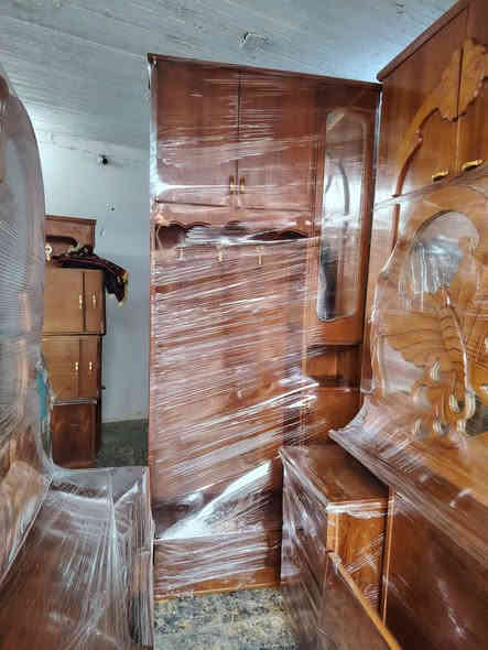 غرفه خمسه باب ملحق و الزاوية هم ملحق  للبيع في باب جديد السعر 600 قرب نادي الفتوى محلات ابو رسل الجبوري *********** : ***********
