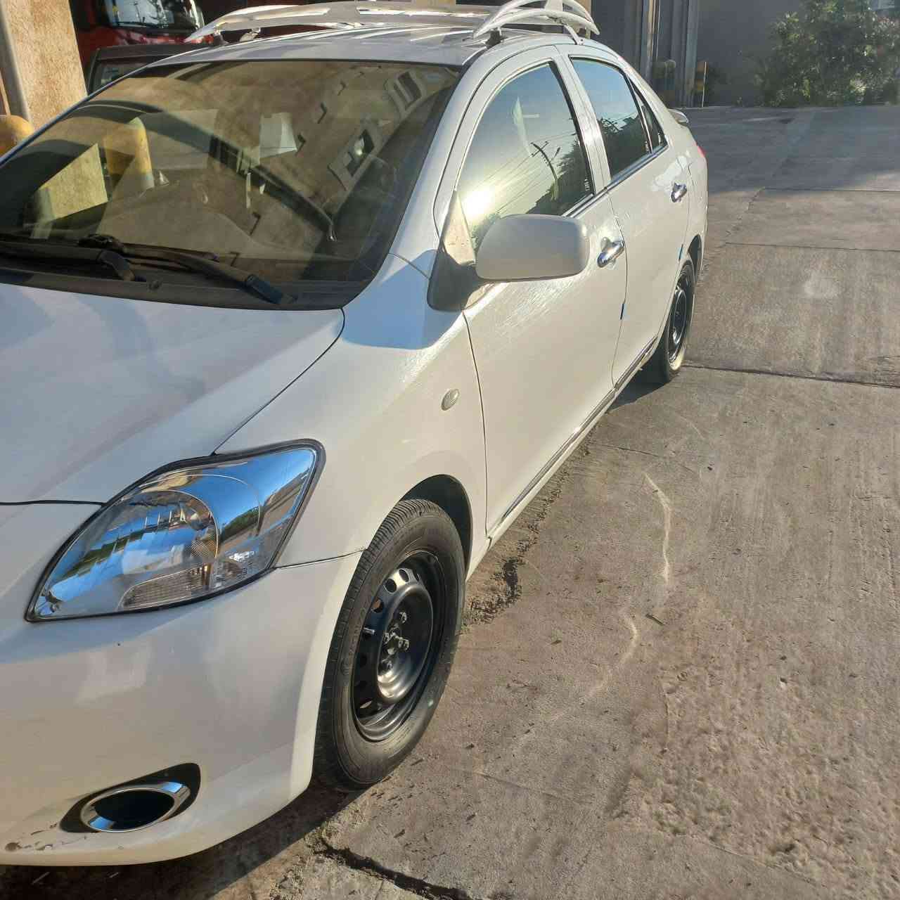 یارس 2013 سعودی فول عادی گێر توماتیک بەبێ دحم بەشەرت بێ کێشە کەمێک شوخت و قۆپی هەیە بەعام سەیارەکە جوانە ماڵی دۆستە سعری 95 وەرەقە مەجال ***********
