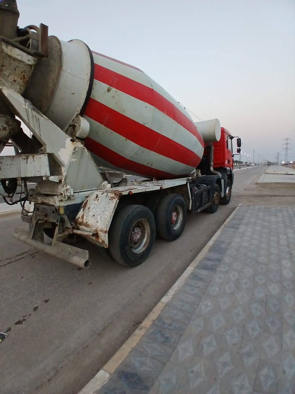 السلام عليكم خباطه الفين وتسعه جدر ١١ متر السياره  جديده بمعنا الكلمه التواصل ***********
***********
