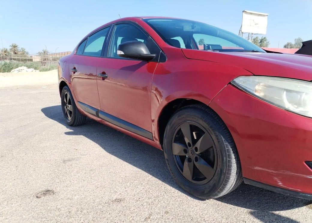 للبيع رينو فلونس ٢٠١٣ كير  اوتماتيك atf المرغوب
Renault Fluence موديل 2013 محرك 1600
كير ومكينة وحدادية كفالة جدد
منضومة بانزين جديده
حدادية كلهه جديدة  كلشي مابيهه نقص برغي
مشط ستيرن جديد
ويل رياضي اسود
تبريد شغال ممتاز
هزة جديدة
منظومة زنون جديدة
اي نقص مابيهه السيارة جاهزه للاخير وعالفحص وين ماتحب تفحص 
الرقم انكليزي [29] تحويل باي مكان يعجبك
السيارة باسمي عنواني الديوانيه المركز تحويل ثاني يوم
السونار مالتهه بالصور موجود
السعر 60
***********

