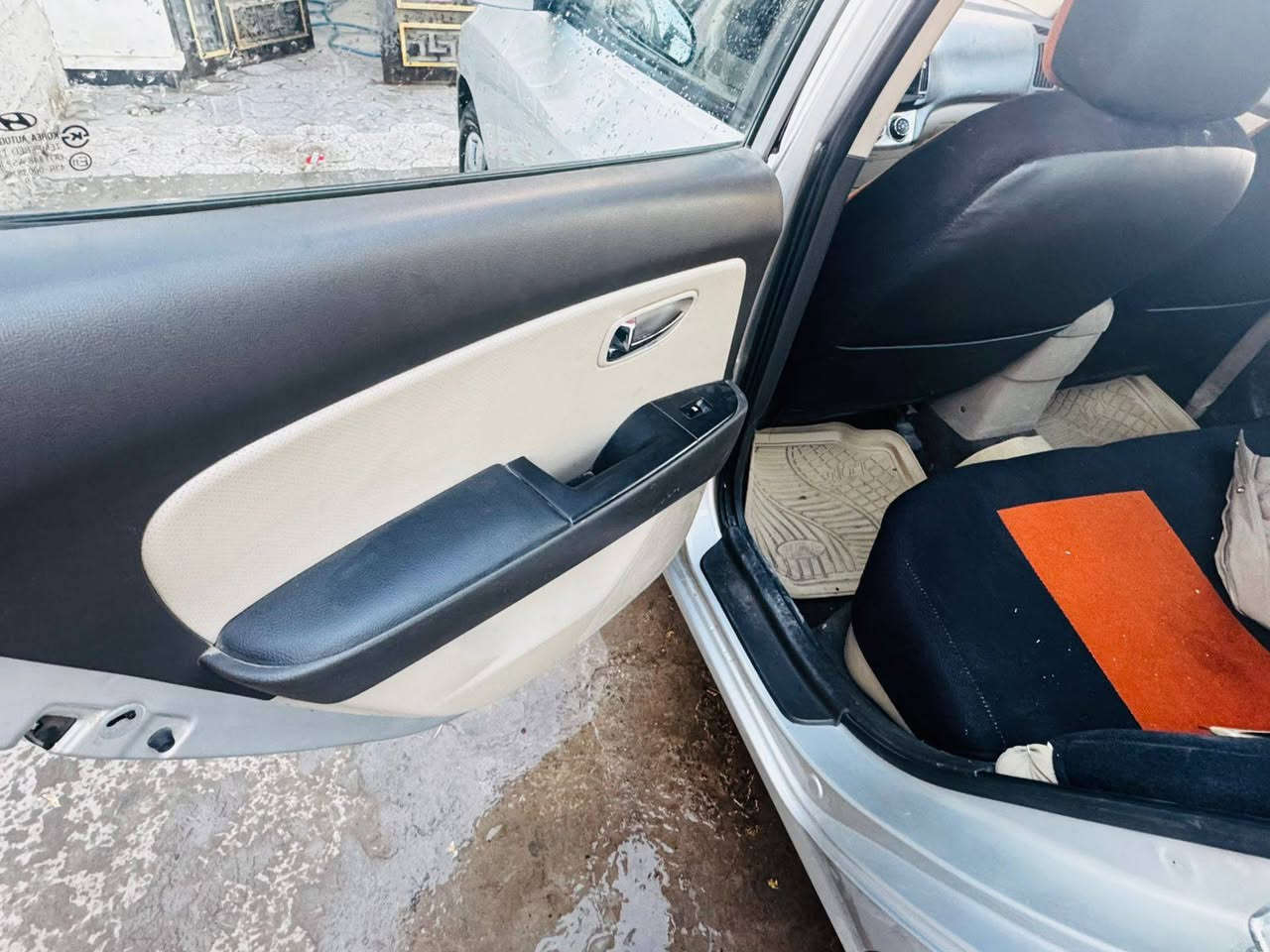 النترا 2010بغداد خليجي مكينه 2000ابسمي بدون صبغ بيهه جراد بالقماره مكان السياره ديالى خان بني سعد السعر 1015وبيهه مجال قليل ***********
