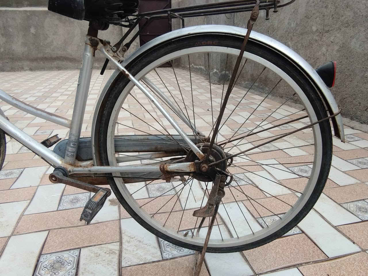 سلام عليكم للبيع بايسكل السعر 75 وبي مجال العنوان رميثه حجم 26


**إذا كنت صاحب هذا الإعلان وتريد حذفه لأي سبب، رجاءا أرسل رسالة إلى الدعم الفني**