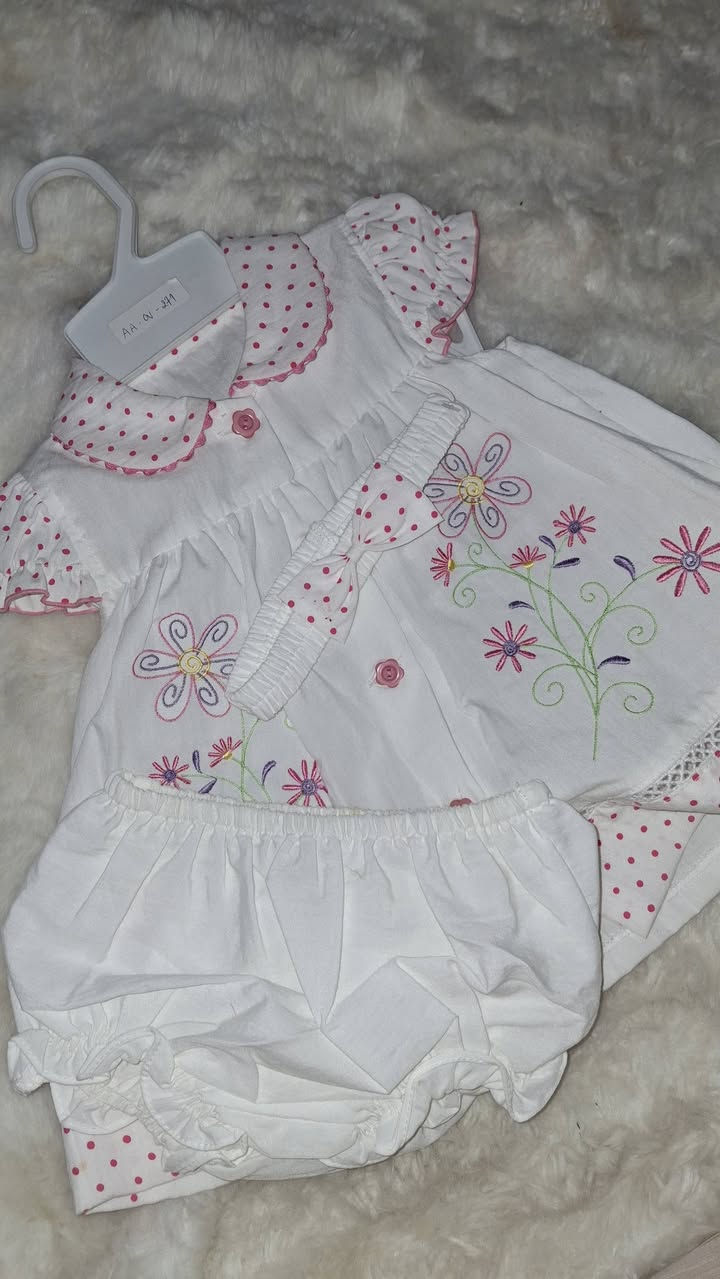 متوفر هيج ملابس بيبي يلبس من ست شهر الا سنه


**إذا كنت صاحب هذا الإعلان وتريد حذفه لأي سبب، رجاءا أرسل رسالة إلى الدعم الفني**