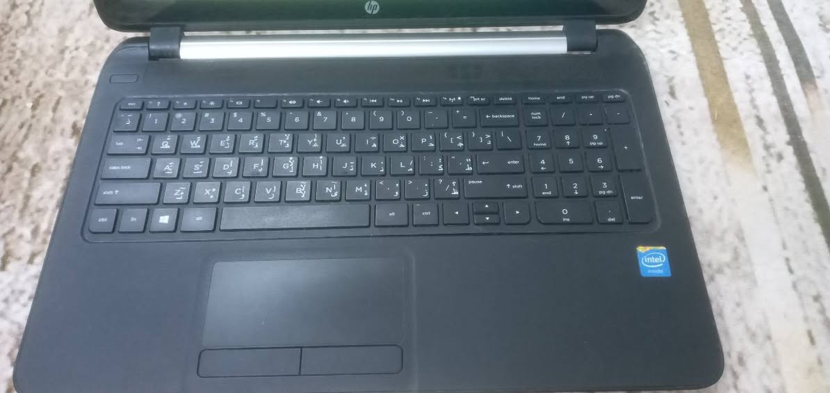 للبيع لابتوب hp مواصفات بلصور السعر 80 مع توصيل


**إذا كنت صاحب هذا الإعلان وتريد حذفه لأي سبب، رجاءا أرسل رسالة إلى الدعم الفني**