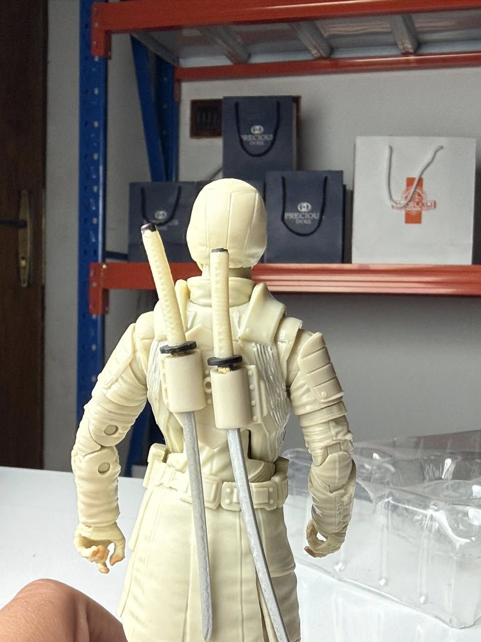 ستورم شادو قطعه مفصليه مع كامل الاكسسوارات 
السعر ٢٥


**إذا كنت صاحب هذا الإعلان وتريد حذفه لأي سبب، رجاءا أرسل رسالة إلى الدعم الفني**