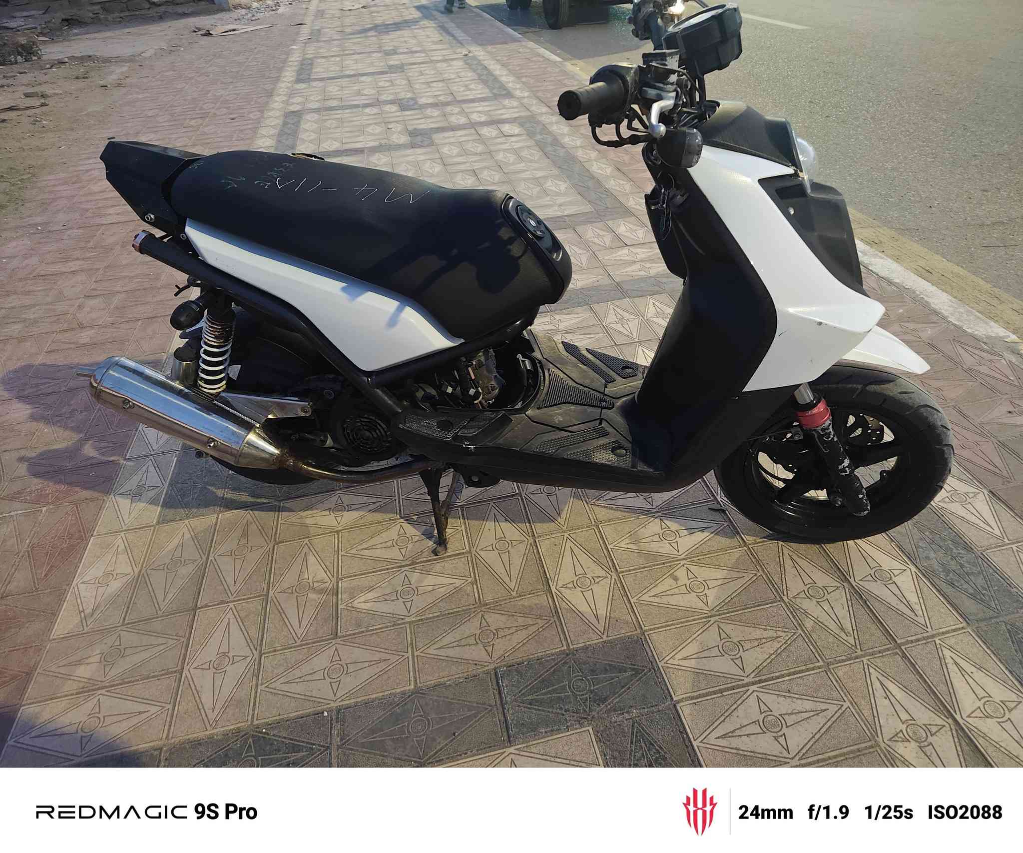 سلام عليكم حبايب
سكنس جبلي رياضي
تزويد  صالنصه
كلجات Wf كله بلادي 
سلف wf  رياضي 
دبل أمامي تزويد ريضاضي 
دارجه نكره سلف غلط واحد مابيها
بكلايت رياضي مدري مال كوسكي 
كلشي شغال فول غلط مابيها 
كفر أمامي كاربون فابير ابيض 
دارجه شلعه مشي شك الكاع 

موجود غراضه بلادي هم صالنصه وكلجات 
السعر خاص  ماتعرف اسعارهم لا تدخل رحمه الهلك 
العنوان ناصريه سومر 
توصل وتساب»»»  *********** رجاأ ماتعرف أسعار لا تدخل ملاحضه برغي ما مفتوح ابد 🫶
