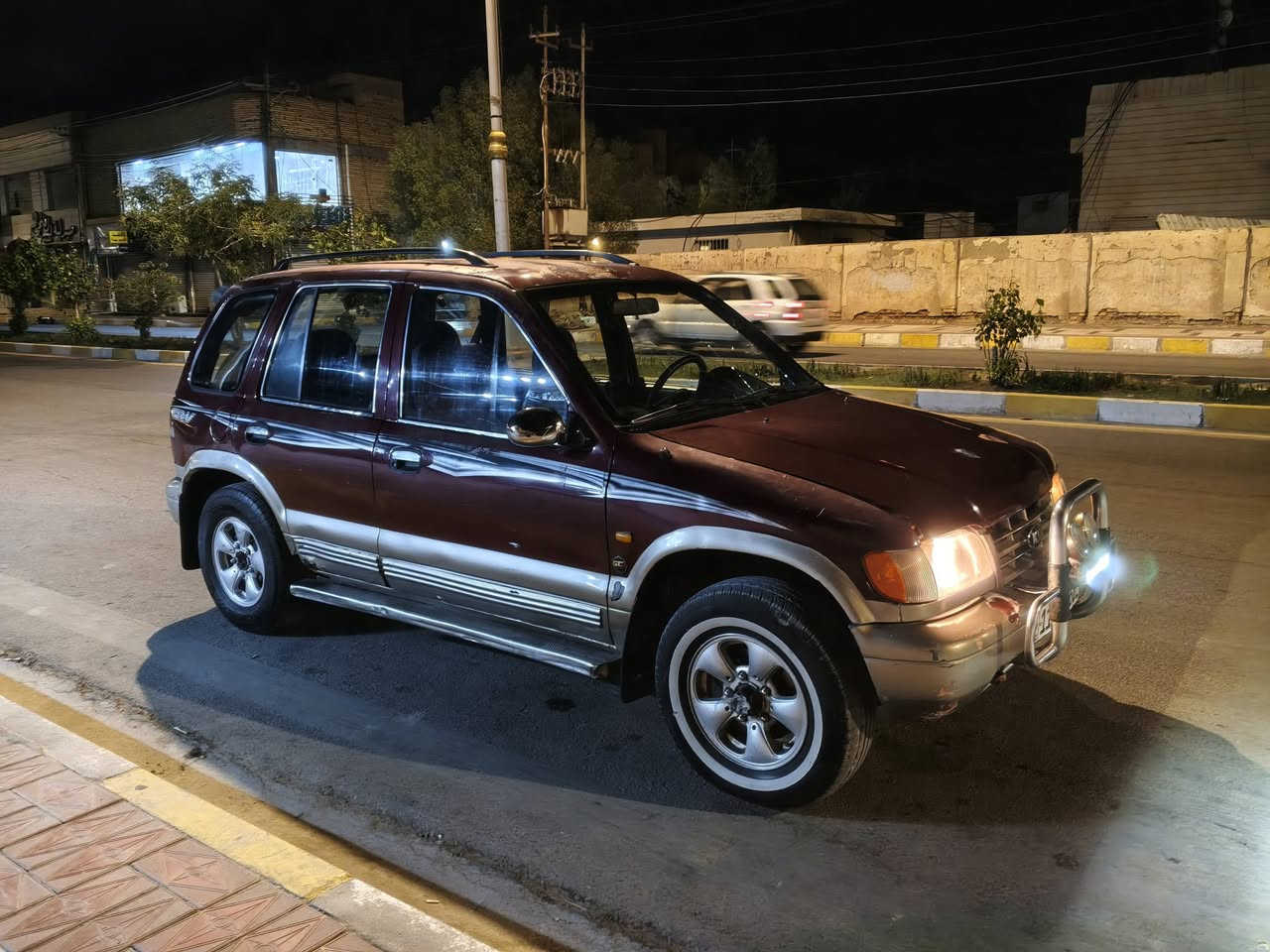 سلام عليكم سبورتج مديل 93 مكينه ونجي حداديه جديده رقم بغداد سياره كهربائية شغال تخم تاير جديد سنويه تنتهي 31 مدور ثاني سعر 37 بيه مجال قليل رقم ***********+. ***********
