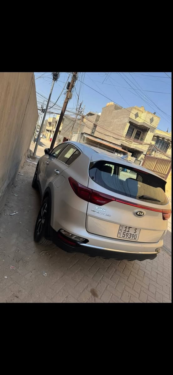 سبورتج امريكي 21
بيع او مراوس بسيارة صغيرة يفضل سوناتا اواكسنت او فورتي
حادثها خفيف سطحي بدون ايرباك والصور مرفقة
كشن كهرباء
تحكم ستيرن
تحديد مسار
نقطةعمياء
اوامر صوتية
رادار امامي
مري كهربائية 
مري شفط
اشاير بالمري
مانع انزلاق
3 وضعيات قيادة
شاشة ابل كاربلاي واندرويد اوتو بلادية
مكينة 2400 جي دي اي
تخم تاير جديد
ويل كب بلادي
لد نهاري بلادي
قطعتين تبريد
داخل بيجي
ماشية ١٣٠ الف كيلو

سيارة جاهزة وخير من الله وما بيها اي نقص
كير ومكينة مكفولات وعلى الفحص  
اي تفاصيل راسلني واتس او اتصل وتدلل
***********

السيارة بغداد رقم جديد باسمي
مكاني بغداد حي العامل
السعر ١٦٣ ورقة
