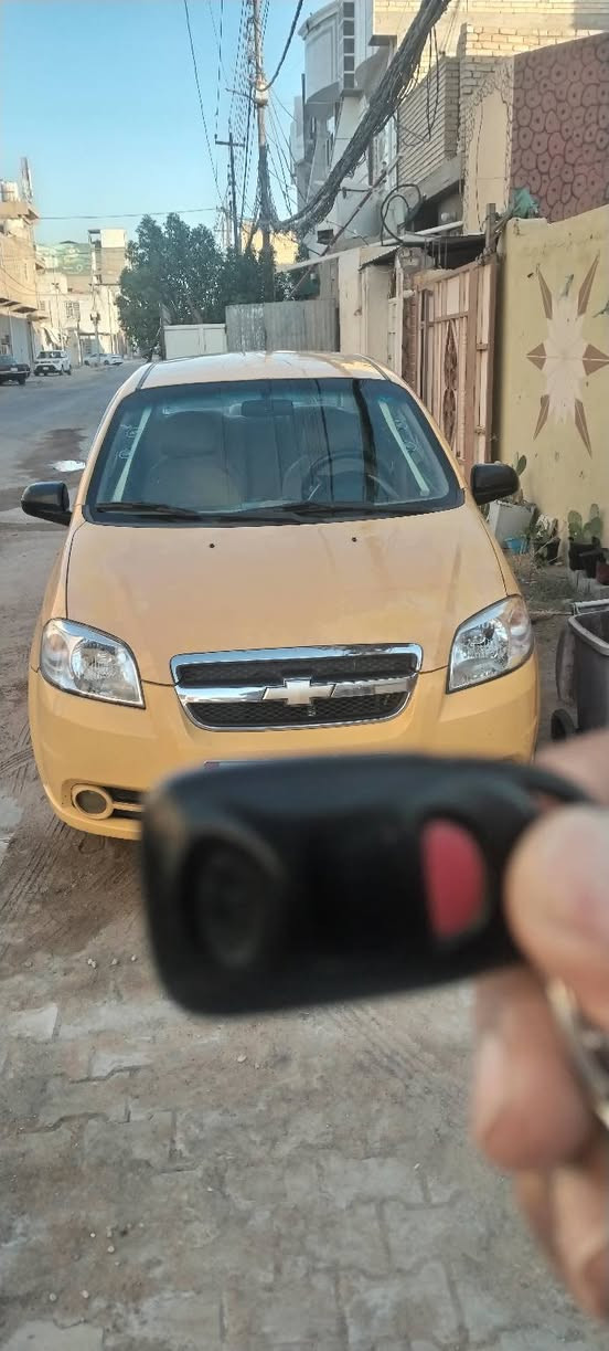 افيو ١١ مكفولة من الضربة فقط صبغ باب السايق نص
حداديه جديده منظومه تبريد قبل شهر شديتها سنتر لوك
تخم تاير السياره ناعمه وتراي حلو
مصفره غرامات وهيئة رقم انكليزي بغداد 
***********
