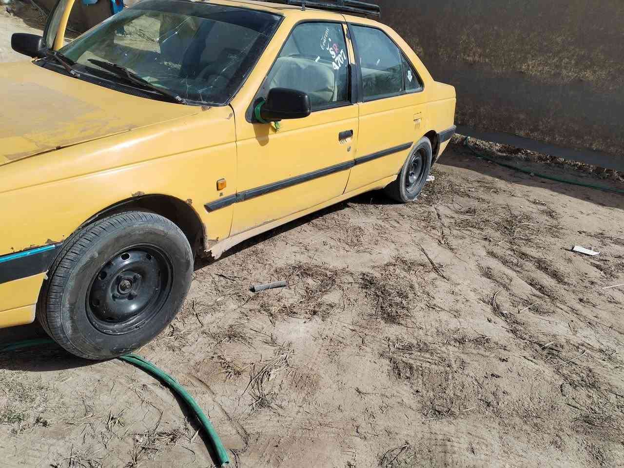 سلام عليكم بيجو 405 مديل ٩ ما مسجله هيئه  سعر ١٨ وبيها مجال رقم الهاتف *********** مكانها بابل محاويل
