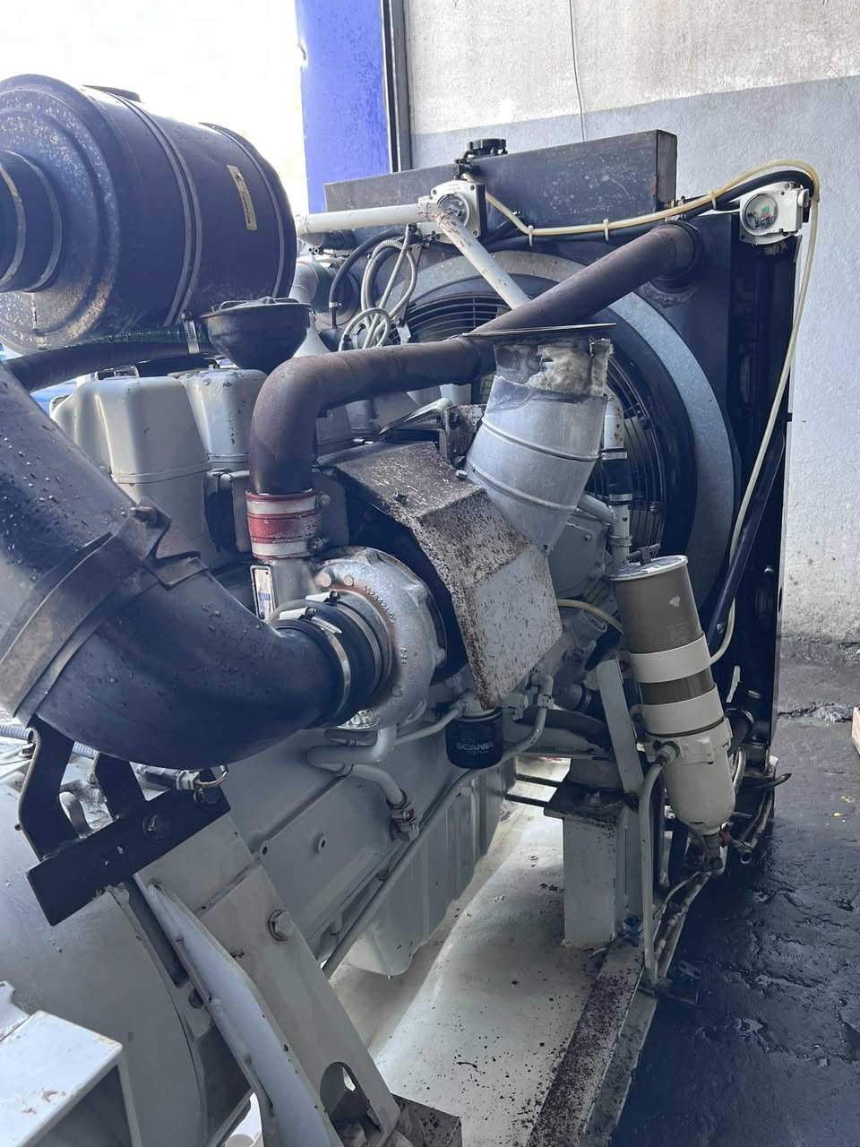 SCANIA
300KVA
***********
***********
