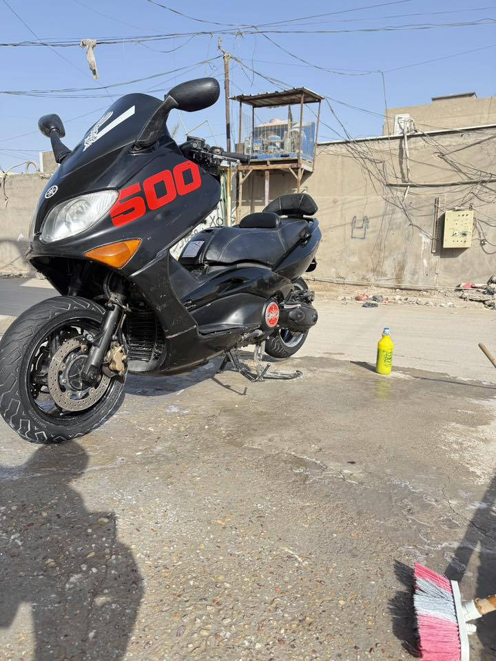 السلام وعليكم تي ماكس 2008 دراجه خير من الله مكينه بلادي بس كفرات شوي تعبانه صلنصه رياضي صوت ونسه وسرعه شرط تمشي 180 سعر 27 وبيها مجال العنوان بغداد الامين ***********
