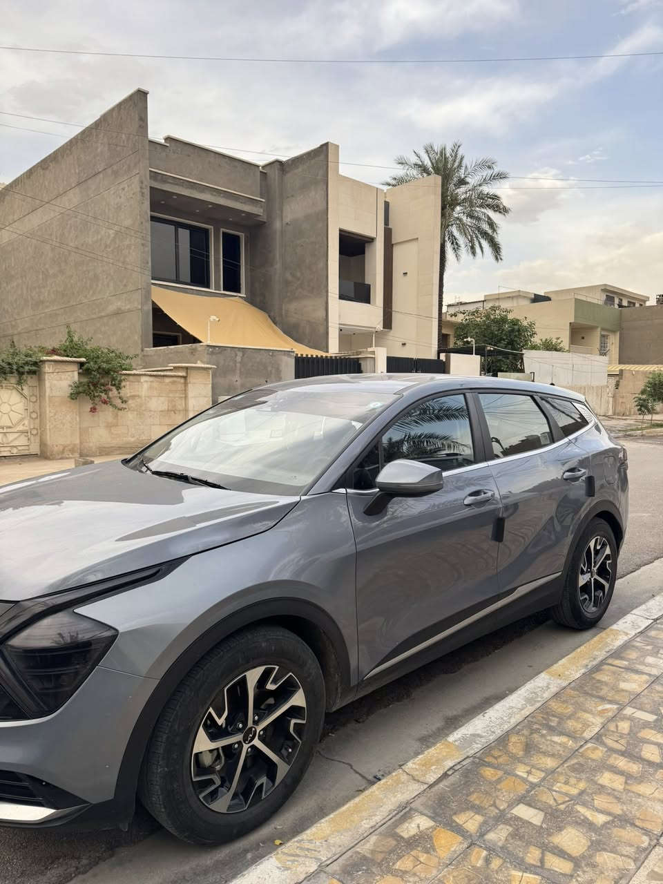 سلام عليكن للبيع فقط سياره سبورتج وارد امريكي موديل 2024 سياره محرك 2500gdi
مواصفات
اوتو هولد
نزول منحدرات
انظمه قياده 
نورمال
سبورت
سمارت
حساسات وكامره خلفيه
رادار امامي
تثبيت مسار
قياده ذاتيه
مثبت سرعه
مري سائق والراكب الامامي اوتو 
نقطه عمياء
اشاير بالمري
ابل كار بلي واندرويد اوتو 
تحذير اصطدام وتوقف ذاتي 
مساعد قياده
تحكم تبريد شاشه 
قطعتين تبريد 
تحكم ستيرن
سياره فئة ال L
 للاستفسار عن السعر تواصل معه رقم تليفون فقط 
***********
