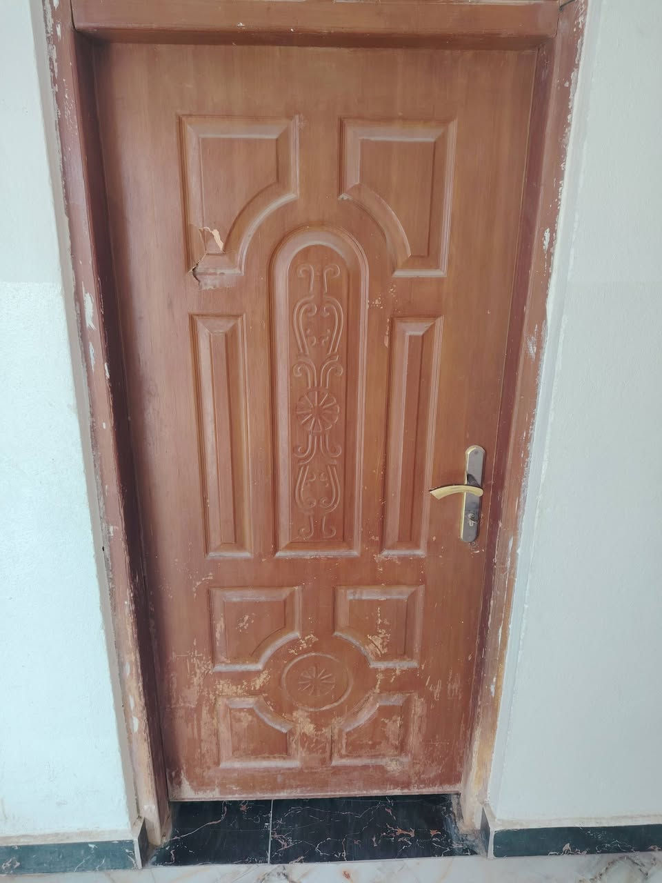 #للبيع
2 باب بدون جرجوبه

واحد بي ضرر بسيط مبين بالصوره
العرض 88.   الطول 193


**إذا كنت صاحب هذا الإعلان وتريد حذفه لأي سبب، رجاءا أرسل رسالة إلى الدعم الفني**