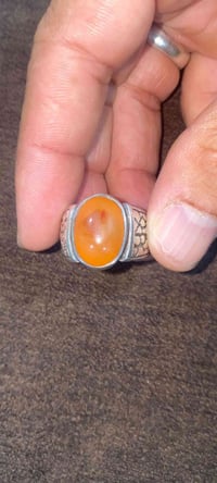 عقيق يماني • حجر كريم