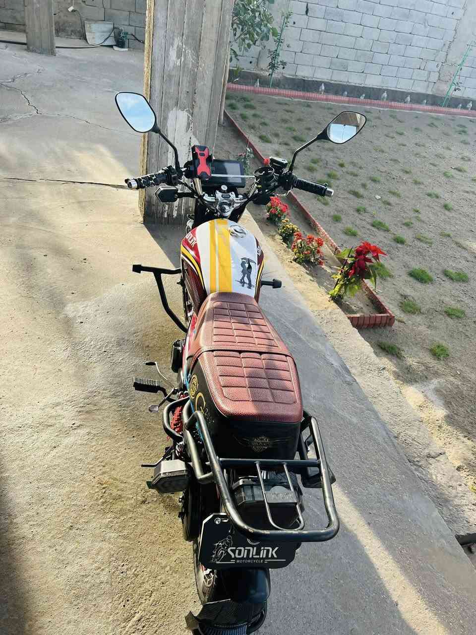 السلام عليكم دراجه سولنك ايراني موديل 2025 ضاغطه وزنجيل بيها منفيس مكاني الخالديه السعر 950قفل الخاص مغلق ***********
