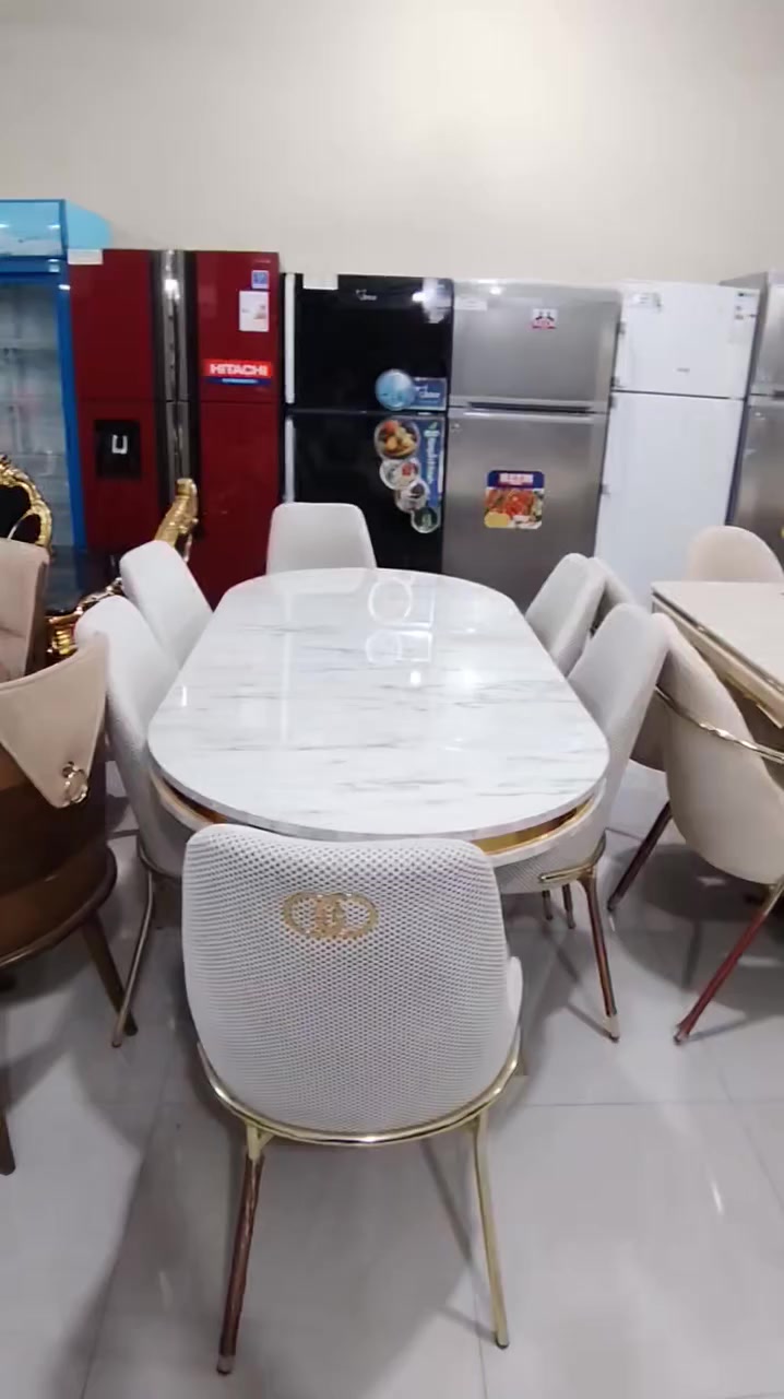 🔥✨ إذا تدور على الفخامة والذوق الراقي ببيتك… هذا العرض إلك! ✨🔥

ميز طعام بيضوي بلون أبيض مذهب 💛
تصميم يخطف الأنظار ويضيف لمسة ملكية لسفرة بيتك 👑

🪑 يتكون من 6 كراسي مريحة
🎨 لون أبيض مذهب أنيق يناسب كل الديكورات
💎 جودة عالية وتفاصيل فخمة تعيش وياك سنين

خلي سفرتك غير… وخلي ضيوفك ينبهرون من أول نظرة 😍

📍 متوفر الآن لدى
شركة اقبال الخير للتجارة العامة المحدودة – فرع حديثة

📞 للحجز والاستفسار:
***********
#اثاث #ميز_طعام #ديكور #العراق #حديثة #فخامة #اثاث_منزلي #تصميم_داخلي #عرض #اقساط #شركة_اقبال_الخير
