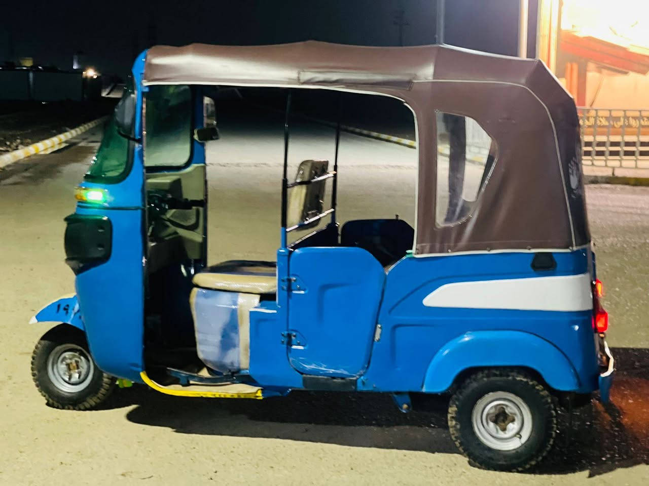 سلام عليكم تكتك كشره كفاله مكينه مجفته تجفيت شركه مرقم 2022 شهر 7 سعر 8150 وبيها مجال تصل ***********
